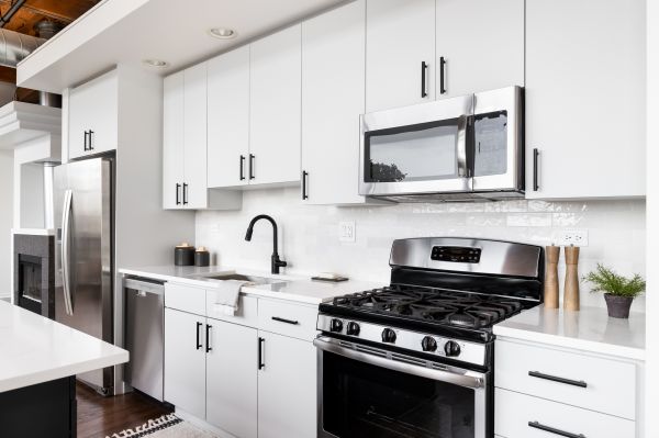 Cabinet Restyling in Sachse