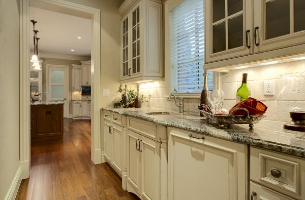 Butlers Pantry Installation in Sachse